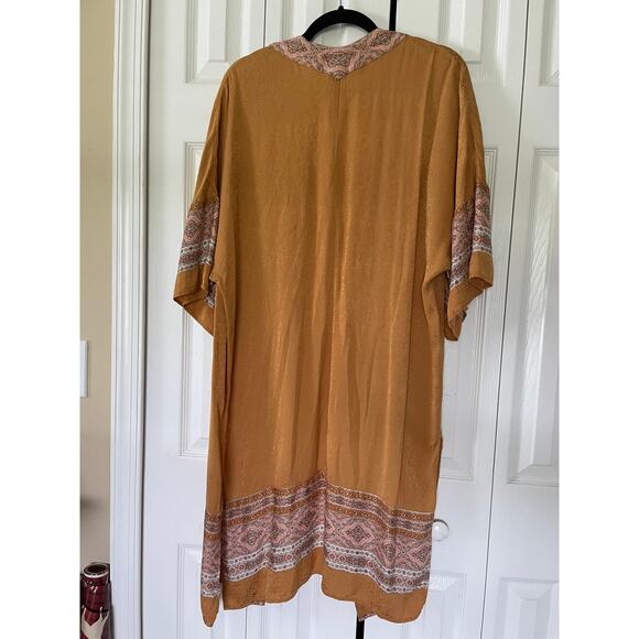 Matilda Jane Good Hart Women's M/L Tinsley Long Gold Kimono - Picture 4 of 4